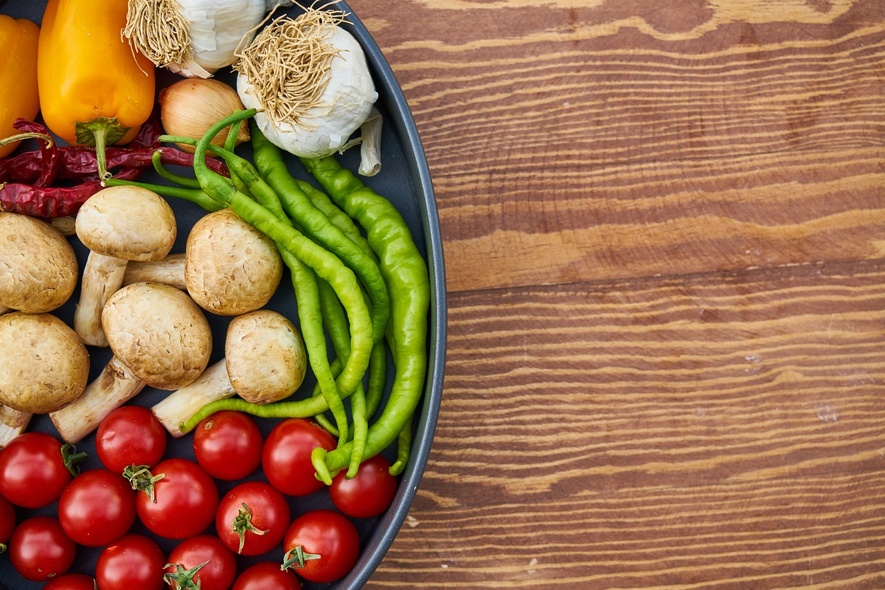 Un plato con frutas

Descripción generada automáticamente